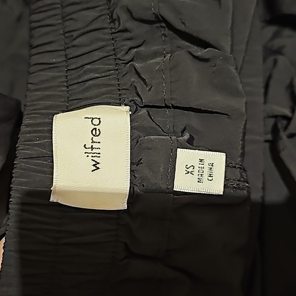 Aritzia Wilfred grotto Cargo Pant Parachute Nylon Barrel Leg Pants Mid-Rise XS - Picture 11 of 12